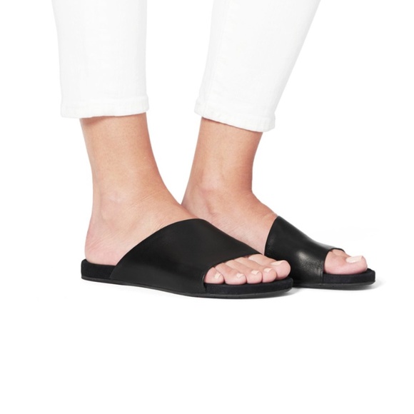 Aquatalia Dedra Leather Slide Sandals Navy Size 6 - Picture 11 of 11